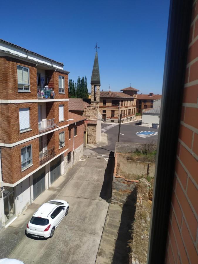 Edificio Valles Del Lupulo Astorga Buitenkant foto
